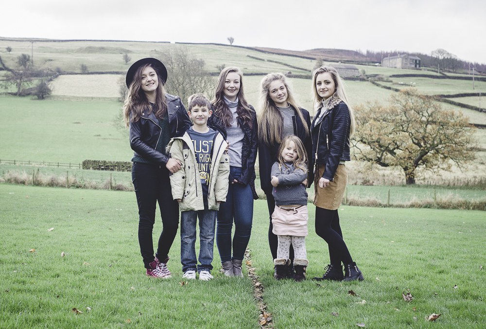 Family shoot colour-67.jpg Family shoot colour-67.jpg